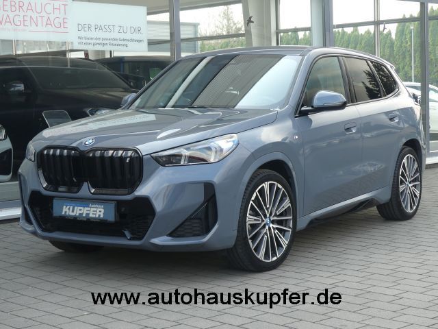 iX1