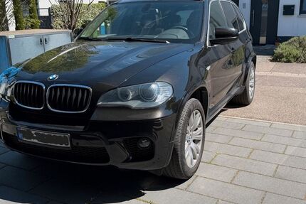 BMW X5 199.999 km 13.950 &euro; Karlsdorf-Neuthard 76689