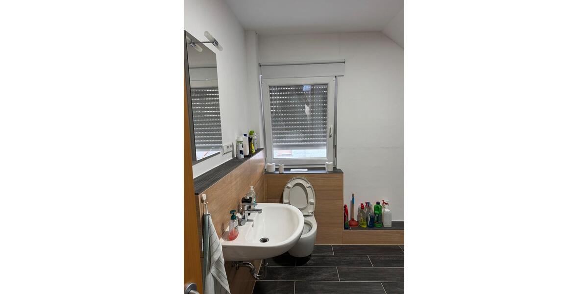 Etagenwohnung Bretten - 5 Zimmer, 120 m&sup2;, 400&euro; | Angebot:25251540