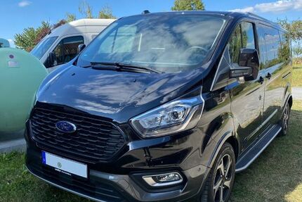 Ford Tourneo Custom 19.000 km 45.500 € Vaihingen Enz 71665