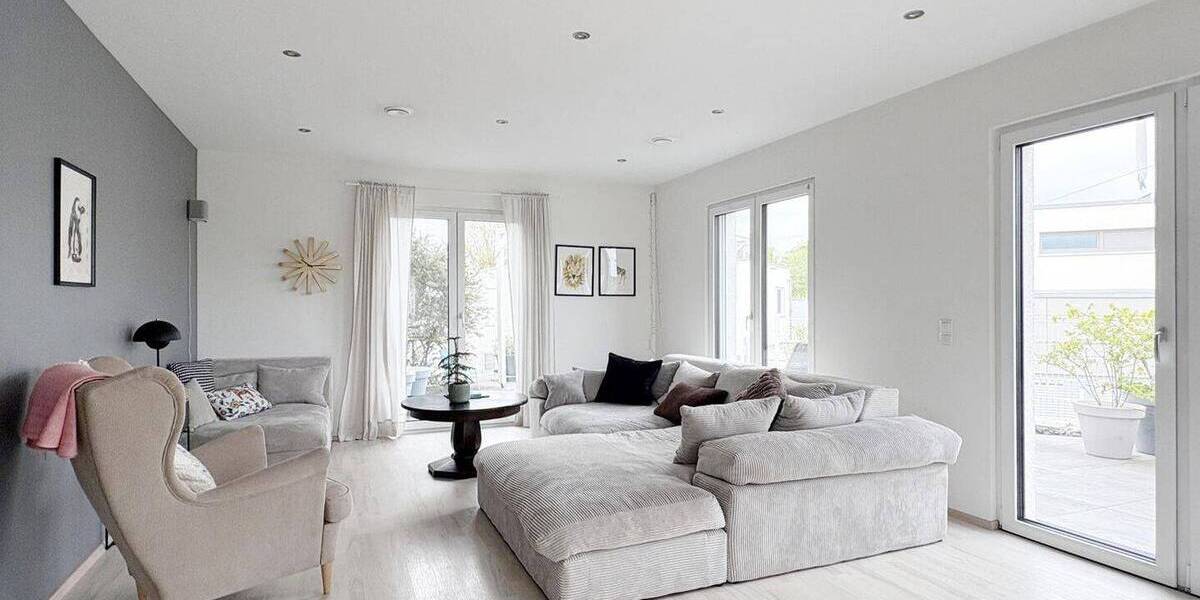 Einfamilienhaus Hemmingen - 8 Zimmer, 246 m&sup2;, 2.700&euro; | Angebot:26557187