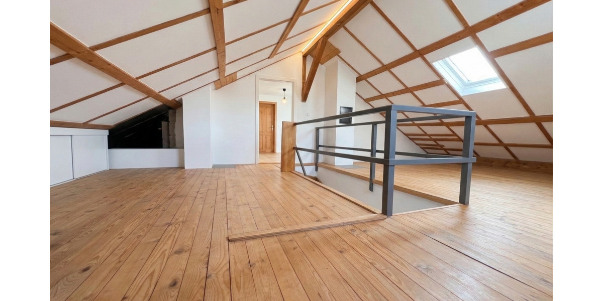 Doppelhaushälfte Sindelfingen Mitte - 5 Zimmer, 160 m&sup2;, 460.000&euro; | Angebot:25770722