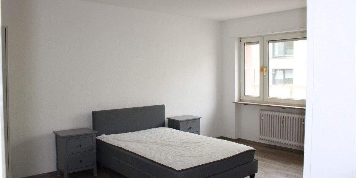 Etagenwohnung Karlsruhe Innenstadt-West - 3 Zimmer, 70 m&sup2;, 1.100&euro; | Angebot:25166981