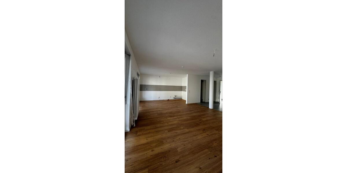 Großzügige 3-Zi Wohnung (Maisonette) in der Karlsruher Weststadt 3 zimmer