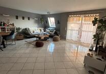 Moderne Maisonette-Wohnung mit Balkon - 112qm