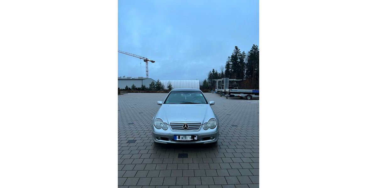 Mercedes-Benz C 180 204.000 km 2.200 &euro; Oberreichenbach 75394