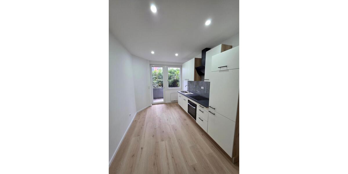 Erdgeschoßwohnung Karlsruhe Südstadt - 3 Zimmer, 94 m&sup2;, 1.550&euro; | Angebot:26322267