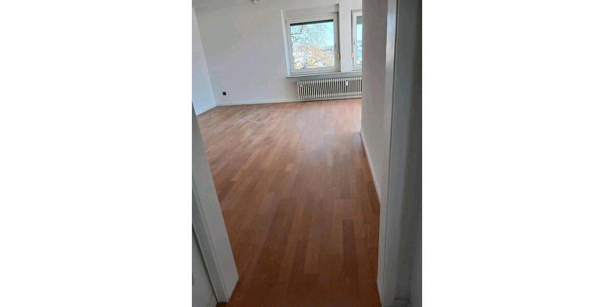 Etagenwohnung Pforzheim Nordstadt - 2 Zimmer, 74 m&sup2;, 700&euro; | Angebot:26059742