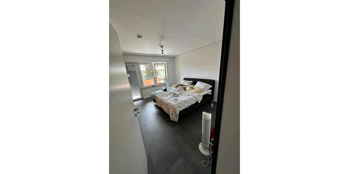 Etagenwohnung Sindelfingen - 3 Zimmer, 76 m&sup2;, 1.050&euro; | Angebot:26446598