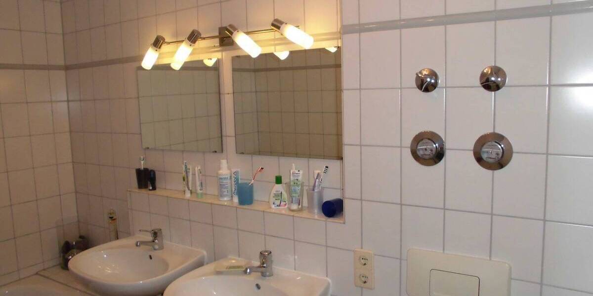 Etagenwohnung Niefern-Öschelbronn Niefern - 3 Zimmer, 99 m&sup2;, 965&euro; | Angebot:26420111