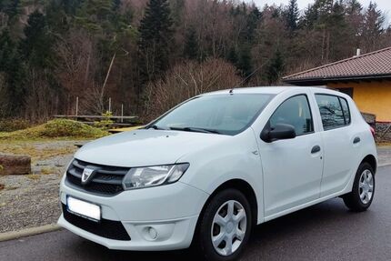 Dacia Sandero 163.000 km 3.700 &euro; Bad Herrenalb 76332