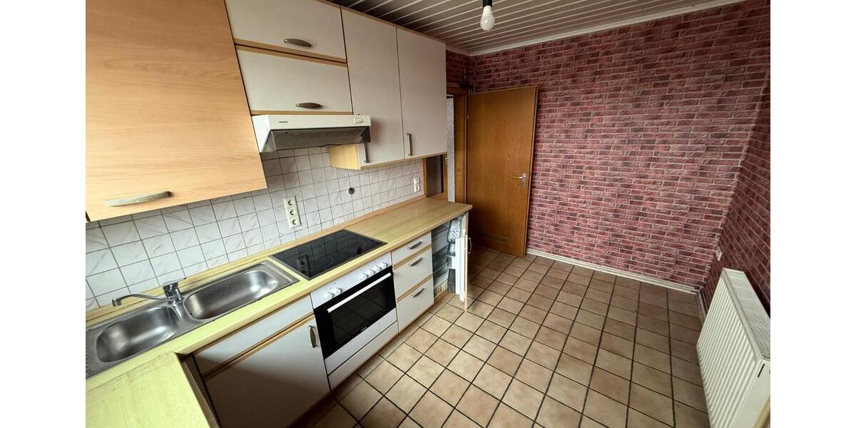 Schöne 3-Zimmer-DG-Wohnung mit EBK – zentral in Pforzheim 3 zimmer