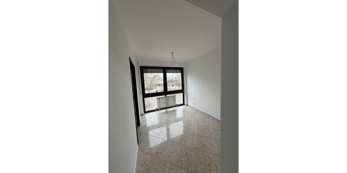 Etagenwohnung Sindelfingen Sindelfingen (Stadt) - 4.5 Zimmer, 104 m&sup2;, 1.600&euro; | Angebot:26448415