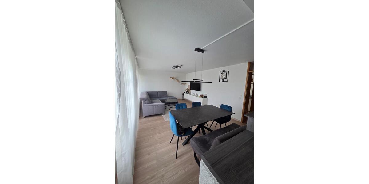 Etagenwohnung Sindelfingen Darmsheim - 3 Zimmer, 84 m&sup2;, 1.987&euro; | Angebot:26453474