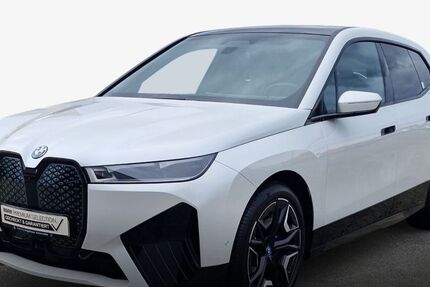 BMW iX 8.230 km 51.990 &euro; Bruchsal 76646