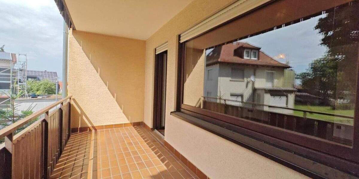 Reihenmittelhaus Pforzheim Büchenbronn - 5 Zimmer, 102 m&sup2;, 320.000&euro; | Angebot:25537570