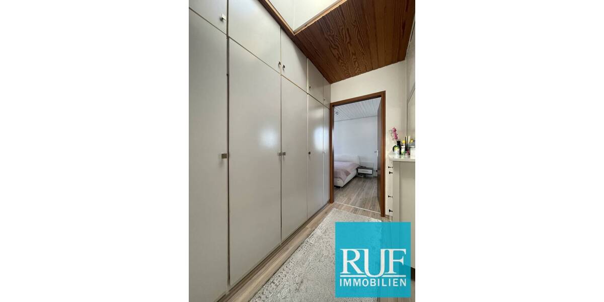 Reihenmittelhaus Pforzheim Eutingen - 4 Zimmer, 110 m&sup2;, 370.000&euro; | Angebot:25997914