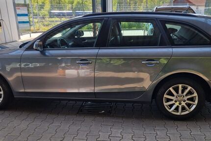 Audi A4 235.000 km 7.500 &euro; Karlsruhe 76185