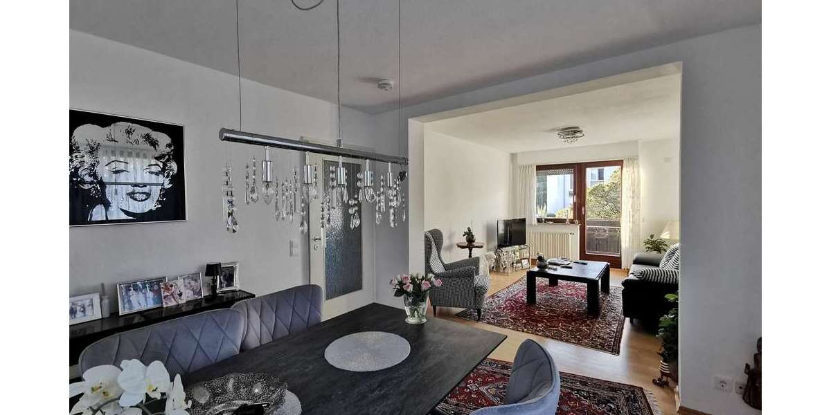 Wohnung zum Kaufen in Pforzheim 342.000 € 137.65 m² 6 zimmer