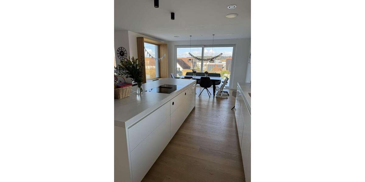 Einfamilienhaus Renningen - 6 Zimmer, 226 m&sup2;, 2.850&euro; | Angebot:25625887