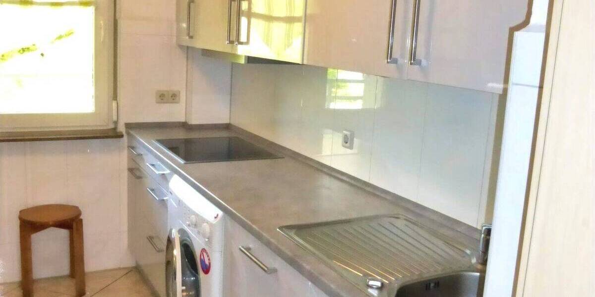 Etagenwohnung Sindelfingen Ost - 3 Zimmer, 80 m&sup2;, 285.000&euro; | Angebot:26502851