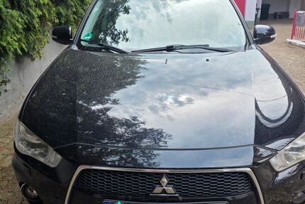 Mitsubishi Outlander 217.632 km 3.950 &euro; Karlsruhe 76187