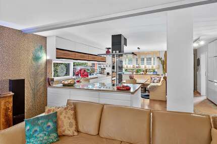 Haus Karlsruhe / Hagsfeld Hagsfeld - 7 Zimmer, 234 m&sup2;, 989.000&euro; | Angebot:25793451