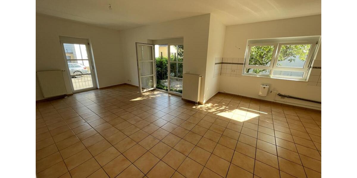 Erdgeschoßwohnung Karlsruhe Daxlanden - 2 Zimmer, 79 m&sup2;, 1.200&euro; | Angebot:25383221