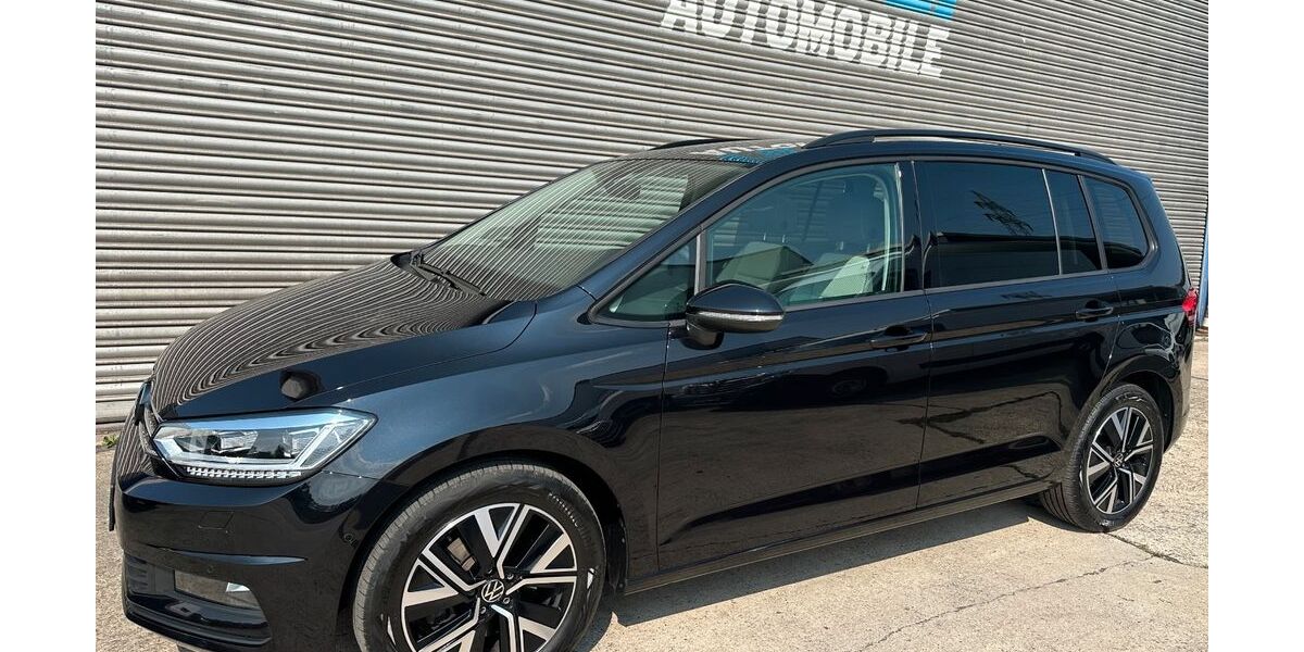 VW Touran 42.191 km 33.490 &euro; Sindelfingen 71065
