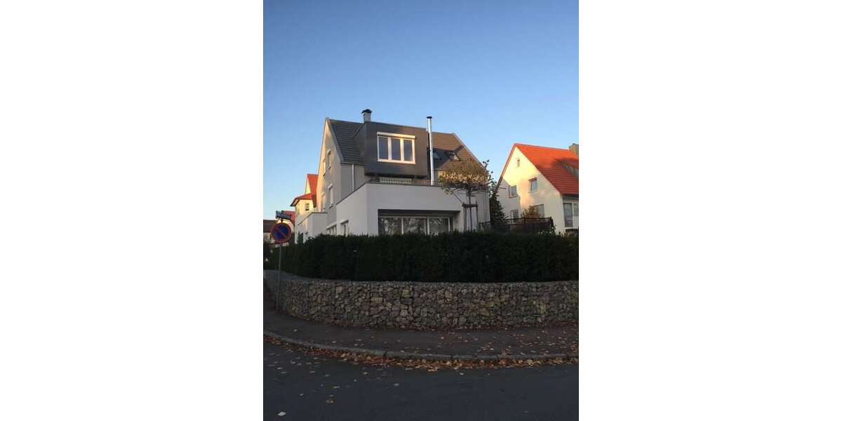 Einfamilienhaus Sindelfingen Sindelfingen (Stadt) - 9 Zimmer, 280 m&sup2;, 1.190.000&euro; | Angebot:26487571