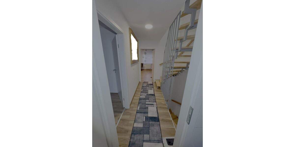 Reihenendhaus Pfinztal Kleinsteinbach - 6 Zimmer, 195 m&sup2;, 625.000&euro; | Angebot:25702354