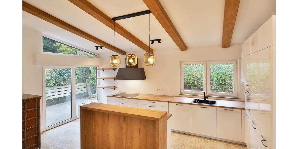 Doppelhaushälfte Leonberg - 5 Zimmer, 175 m&sup2;, 2.740&euro; | Angebot:25682125