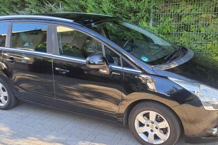Peugeot 5008 207.000 km 3.200 &euro; Karlsruhe 76149