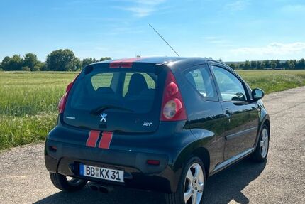 Peugeot 107 110.000 km 2.600 &euro; Renningen 71272