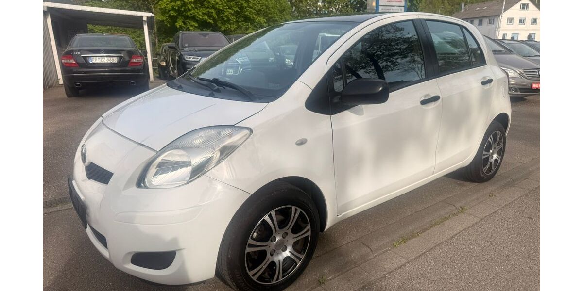 Toyota Yaris 175.000 km 2.789 &euro; Birkenfeld 75217
