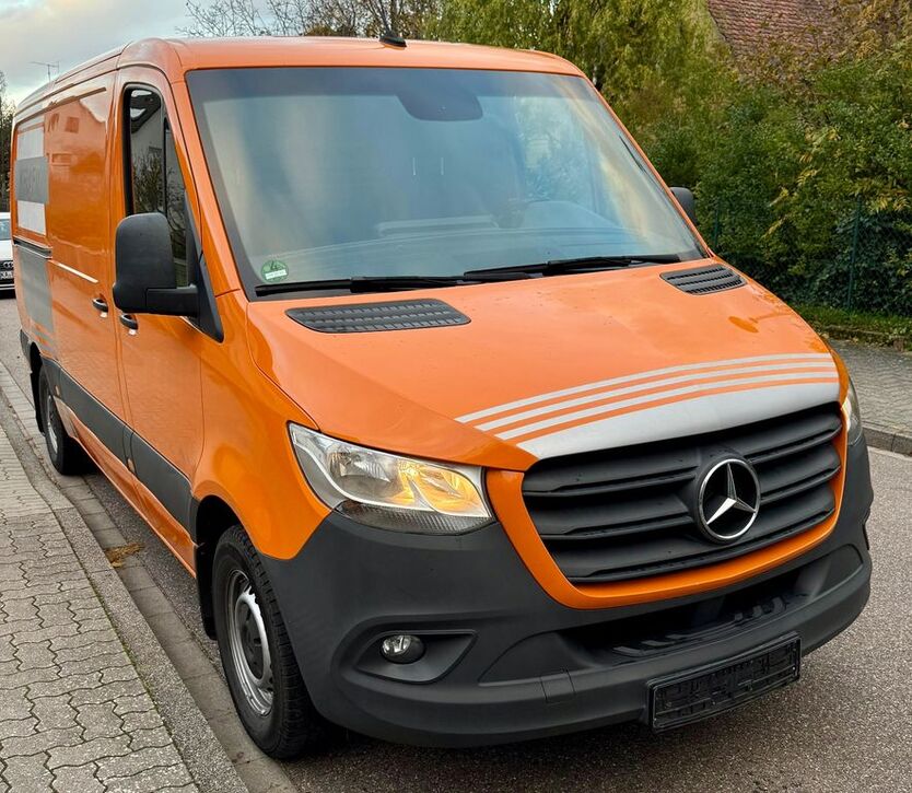Mercedes-Benz Sprinter 217.296 km 15.700 € Karlsruhe 76149
