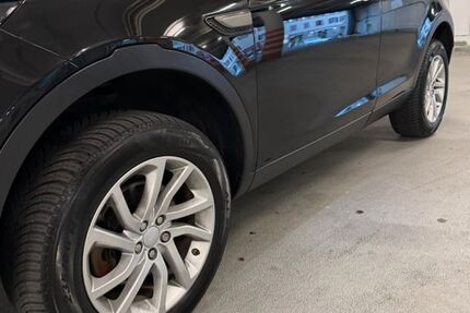 Land Rover Discovery Sport 157.432 km 13.800 € Stuttgart/ Wagen 70327