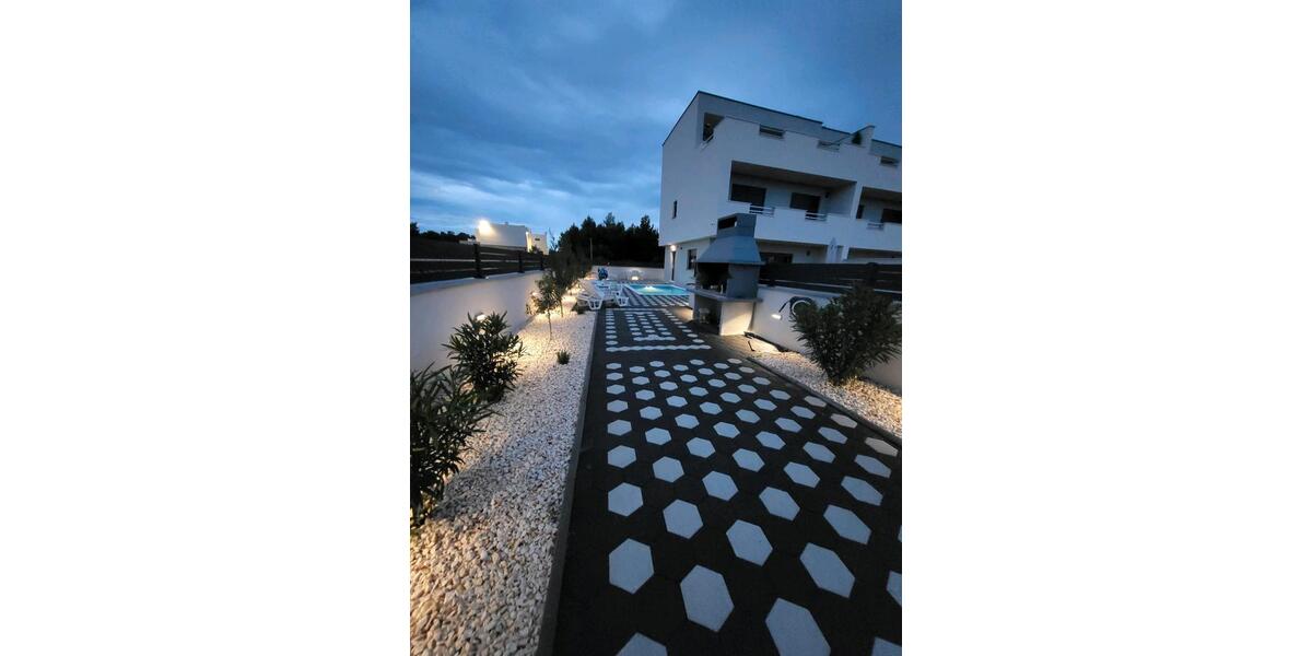 PRO Haus 415.000 € • JACUZZI •POOL•CROATIA 10 zimmer