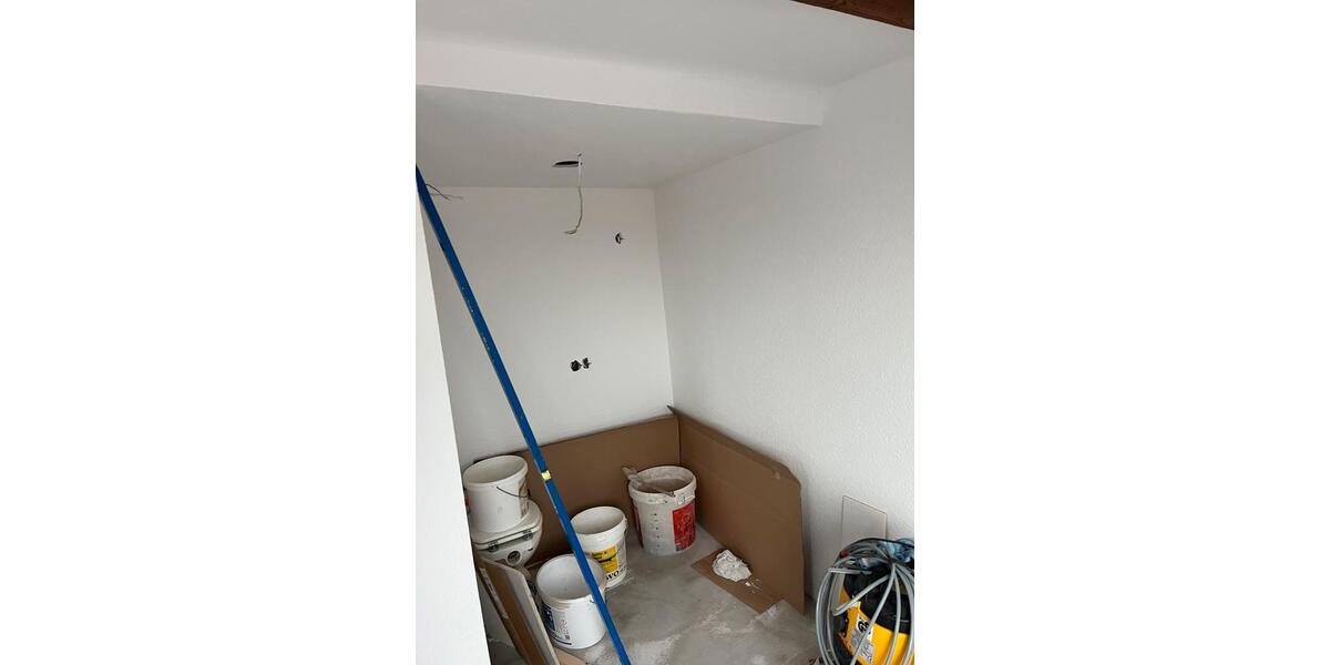 4-Zimmer Eigentumswohnung sowie 1-Zimmer Dachgeschosswohnung 5 zimmer