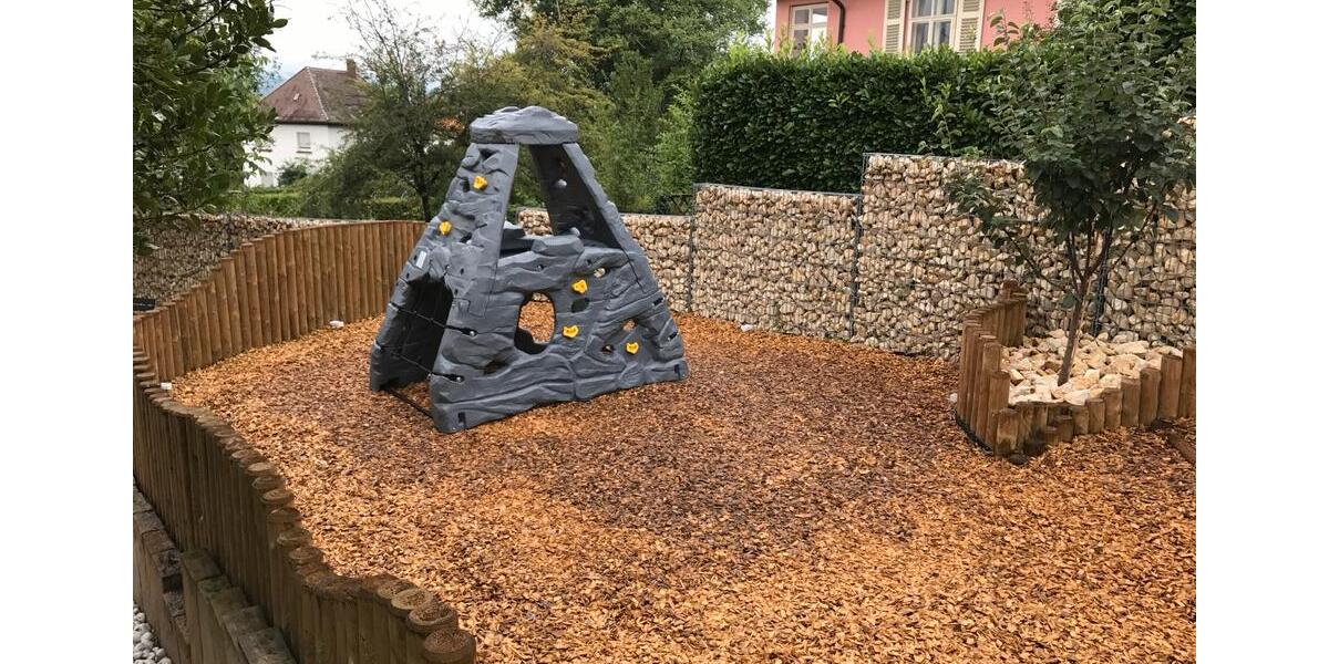 Mehrfamilienhaus, Wohnhaus Pforzheim Brötzingen - 10 Zimmer, 240 m&sup2;, 719.000&euro; | Angebot:24246252