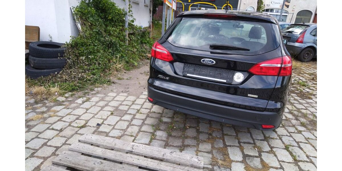 Ford Focus 110.200 km 2.990 &euro; Pforzheim 75177