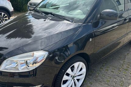 Skoda Fabia 151.424 km 1.990 € LEONBERG 71229