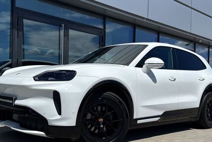 Porsche Cayenne 9.900 km 124.189 &euro; Ettlingen 76275