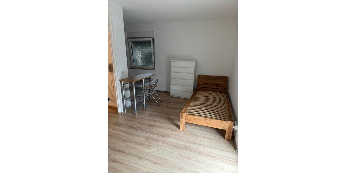 Etagenwohnung Pforzheim Nordstadt - 1 Zimmer, 24 m&sup2;, 445&euro; | Angebot:24804741