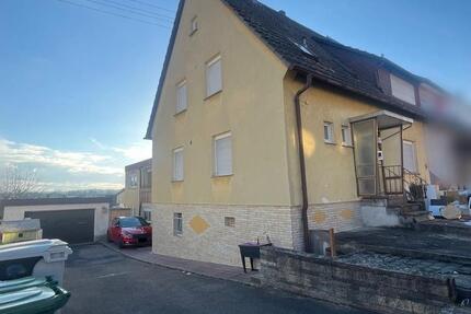 Geräumige DoppelhaushälfteMehrgenerationenhaus in Flehingen 9 zimmer