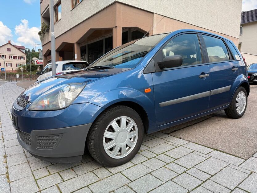 Ford Fiesta 114.209 km 2.999 € Bad Wildbad 75323