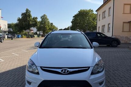 Hyundai i30 162.100 km 3.950 &euro; Menzingen 76703