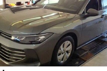 VW Passat Variant 15.358 km 41.860 &euro; Ettlingen 76275