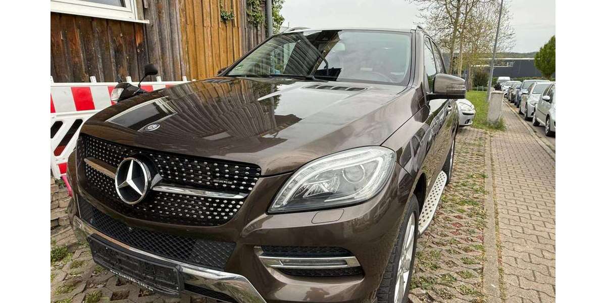 Mercedes-Benz ML 350 284.200 km 15.290 &euro; Renningen 71272