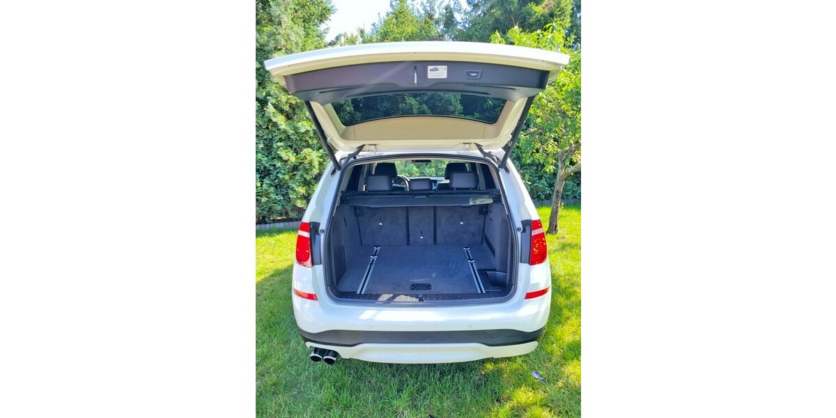 BMW X3 194.000 km 18.600 € Doluje 